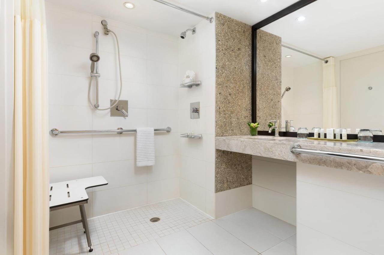 Hotel Indigo Boston - Newton Riverside Εξωτερικό φωτογραφία